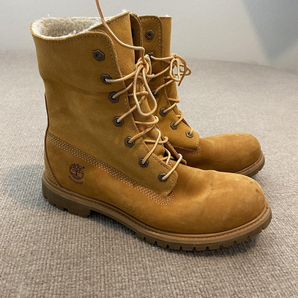 Timberland Snow Boots Womens Size 10 Brown Nubuck Ankle Waterproof Lace Up 8329R